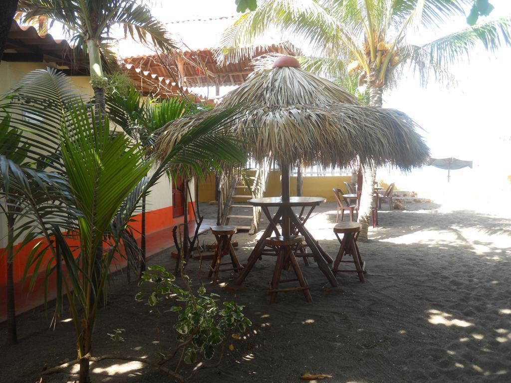 Beach Hostal Oasis Las Peñitas エクステリア 写真