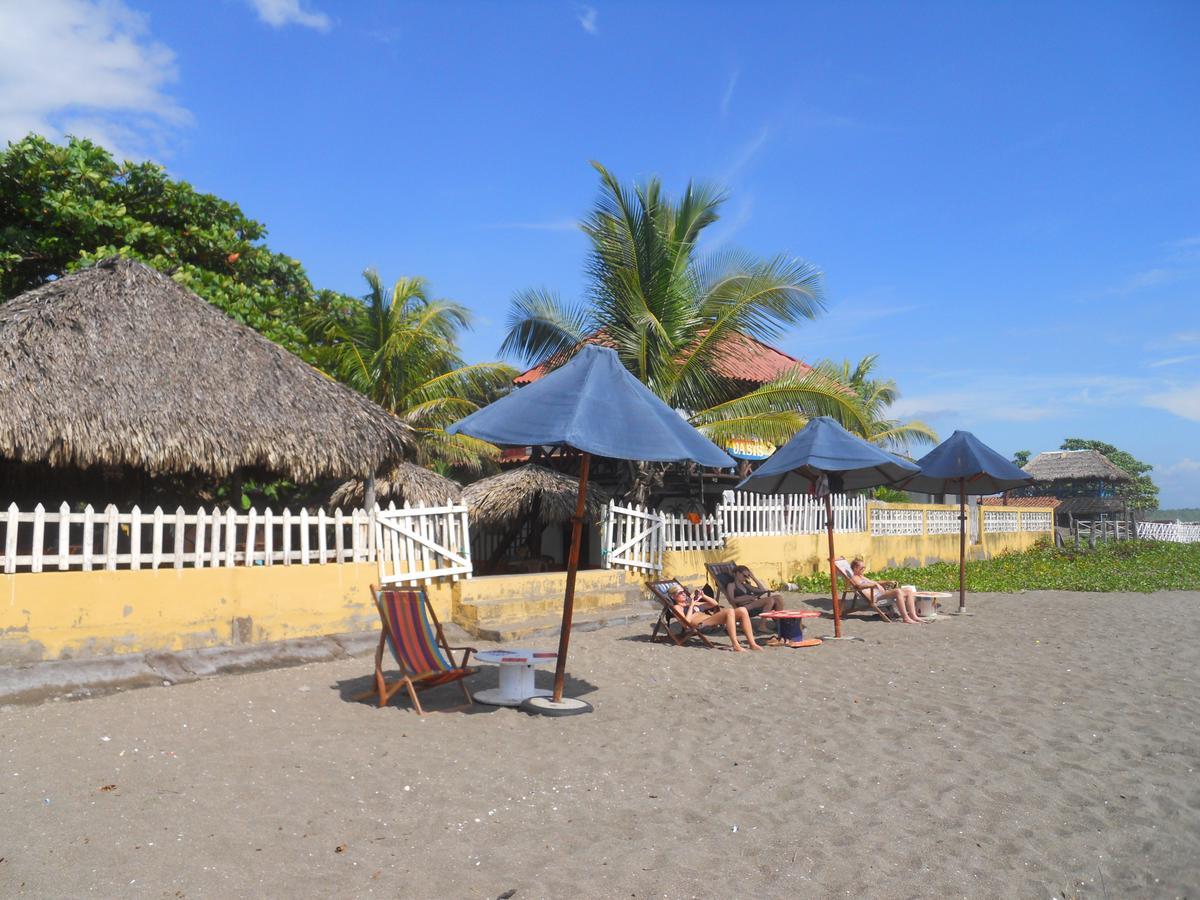 Beach Hostal Oasis Las Peñitas エクステリア 写真
